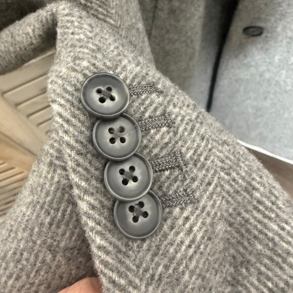 NWT EXPRESS Herringbone Wool Blend Topcoat Overcoat Gray Size XL - Picture 8 of 16